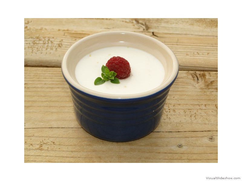 Buttermilk Panna Cotta by Rhonda