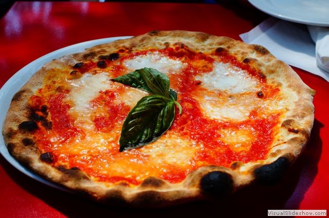 Buffalo Mozzarella Pizza