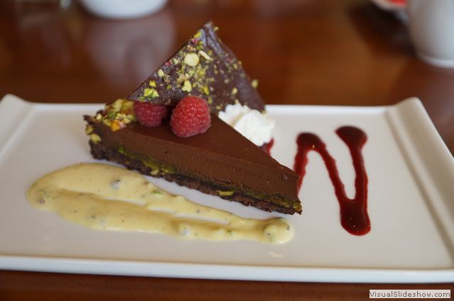 Super Pistachio Chocolat Tart