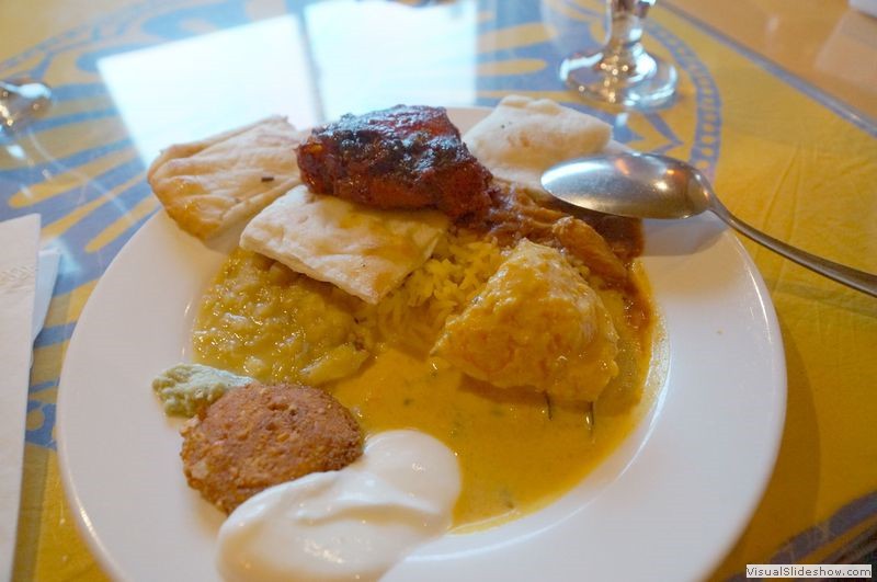 Ceylonata Restaurant - Tandoori Chicken, Naan, Curried Chicken, Lentils, Yoghurt