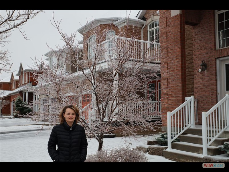 Rhonda by Tree with Ice
