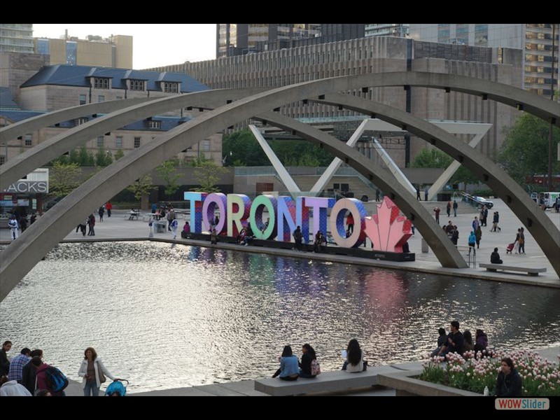 Nathan Phillips Square in Toronto 03