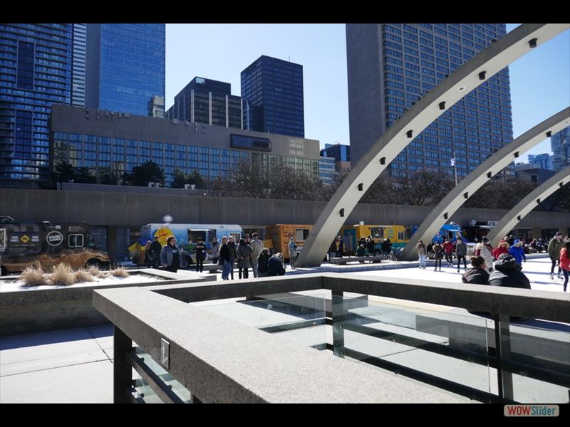 Toronto City Hall - Food Trucks