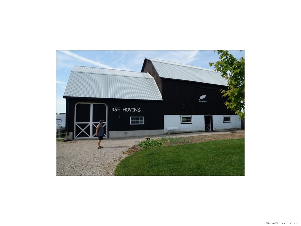 R and F Alpacas Bed and Breakfast Barn 1