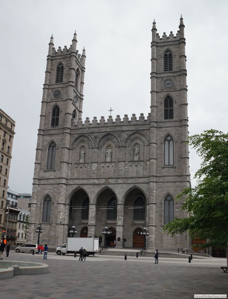 Notre-Dame Basilica 1 - Outside