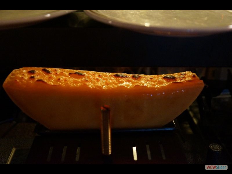 Au Mazot Suisse Restaurant - Raclette Toasted