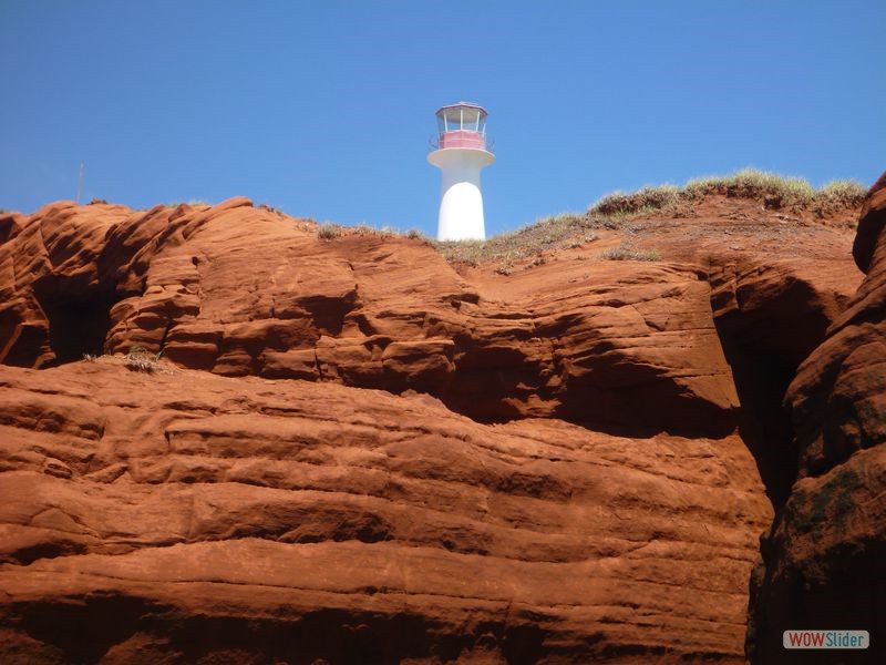 Kayaking Iles de la Madeleine 11 - Lighthouse